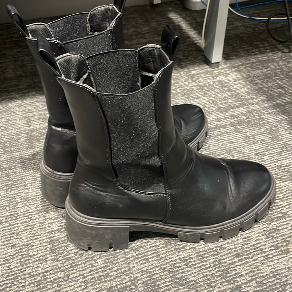 Qupid boots size 7